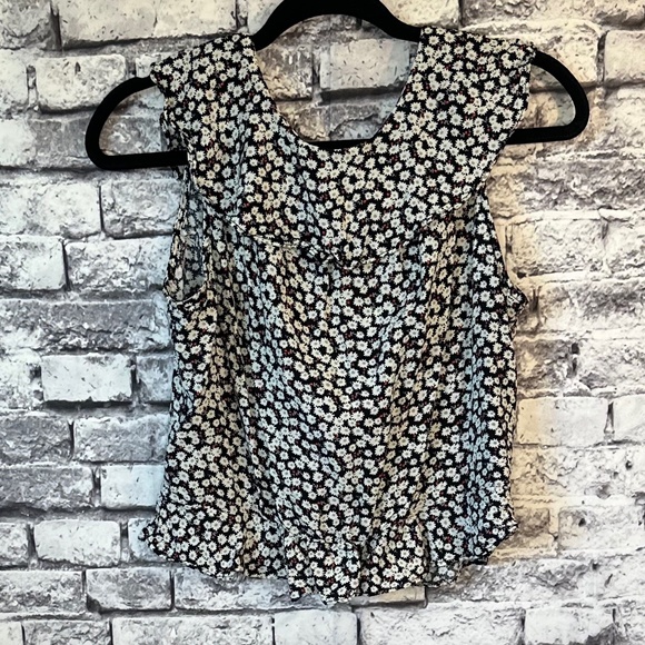 Good Luck Gem Floral Button Up Blouse Size L - Picture 3 of 6